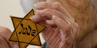 Attacchi ad ebrei in Francia, oggi a Parigi marcia contro l’antisemitismo