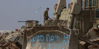 Israele, attacco totale a Gaza. Caccia ai leader di Hamas in Turchia e Qatar