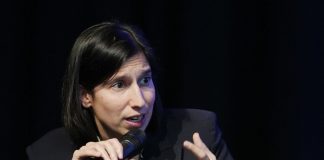 Salario minimo, alla Camera passa il nuovo testo.Schlein “Giorno triste”