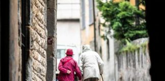 Anziani, ‘in Europa 1 persona su 3 vittima di ageismo’