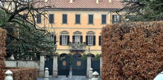 Berlusconi, in vendita patrimonio immobiliare ma non villa Arcore