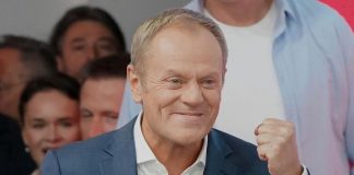 Polonia, Tusk eletto nuovo premier: “Sistemeremo ogni cosa insieme”