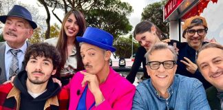 Fiorello sventola il fax sul Mes a Viva Rai2: “Ubi Maio minor cessat”