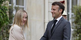 A Bruxelles incontro Meloni-Macron