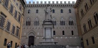 Mps, giudici appello ribaltano sentenza: assolti Profumo e Viola