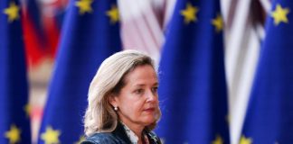 Ue, Nadia Calvino eletta presidente Bei. Giorgetti contesta procedura