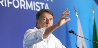 Renzi contro tutti, dall’Ue al governo Meloni da Schlein a Conte: cosa ha detto