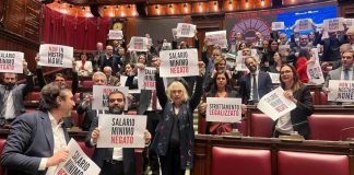 Salario minimo, ok della Camera al testo. Bagarre in Aula
