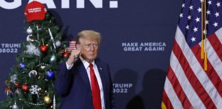 Usa, vittoria per Trump: Corte suprema respinge iter rapido su immunità