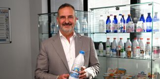 Parmalat, in Italia prima bottiglia in plastica PET bianco riciclabile