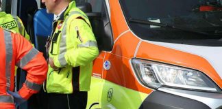 Trento, auto finisce su marciapiede: investiti mamma e bimbo di 8 anni