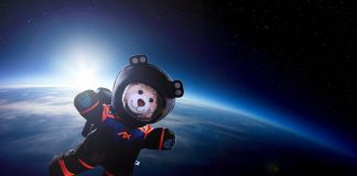 Spazio, l’orsetto spaziale GiGi in volo con l’Axiom 3