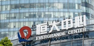 Evergrande, tribunale di Hong Kong ordina liquidazione del colosso immobiliare