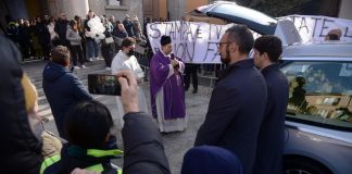Giovanna Pedretti, parroco: “In tantissimi ai funerali, ennesima attestazione di stima”