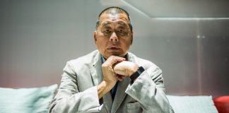 Hong Kong, Jimmy Lai a processo: si dichiara non colpevole