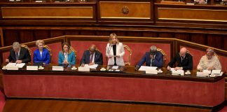 Italia-Africa, Meloni: “Da oggi via approccio predatorio o caritatevole’
