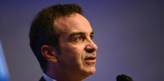 Auto presidente Occhiuto coinvolta in incidente, governatore sta bene