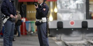Torino, bimbo travolto e ucciso da treno: “Era scappato da una comunità”