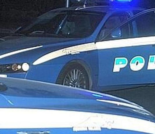 Semina il panico sull’A1: 50 chilometri contromano, poi il blocco della Polstrada