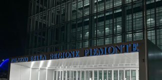 Piemonte: Giornata nazionale vittime civili guerre, Regione e Comuni si tingono di blu