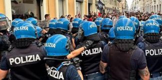 Scontri a corteo centri sociali contro presenza Israele a fiera Vicenza