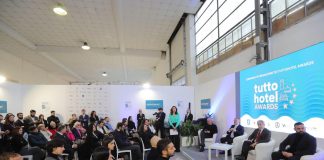 Turismo, Tuttohotel 2024: a Napoli professionisti a confronto su novità e tendenze del settore