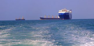 Yemen, attacchi aerei Gb e Usa contro Houthi