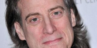 E’ morto Richard Lewis, l’attore aveva 76 anni