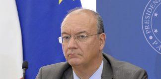 Valditara “Bocciare chi occupa”