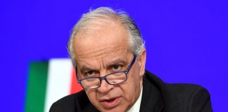 Piantedosi in Libia “Avvio immediato progetti per rimpatri volontari”