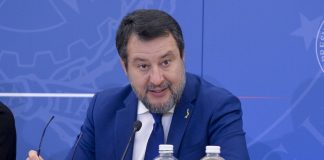 Navalny, Salvini “Giusto fare chiarezza, se ne occuperanno medici e giudici”