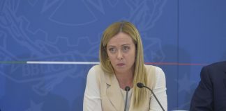 G7, Meloni presiede riunione leader. Collegamento con Zelensky