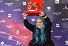 Sanremo 2024, Loredana Bertè vince il premio della critica Mia Martini: “Mimì, l’abbiamo portato a casa”