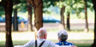 Anziani, Fnopi: “In decreto riconoscere figura infermiere di famiglia e comunità”