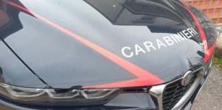 Furti nei centri commerciali: denunciate quattro persone