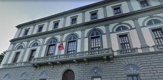 Firenze, molotov contro consolato Usa: c’è video di rivendicazione con il nome di Hamas
