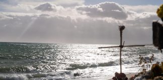 Strage di Cutro, un anno fa il naufragio. Dal 2013 quasi 30mila morti nel Mediterraneo