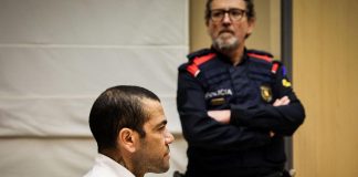 Processo Dani Alves, condannato a 4 anni e 6 mesi per violenza sessuale