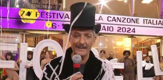 Fiorello, il mantello come Chiara Ferragni e Amadeus-Rosa Chemical