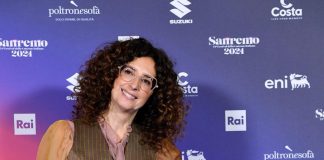 Sanremo 2024, è Teresa Mannino show in conferenza stampa