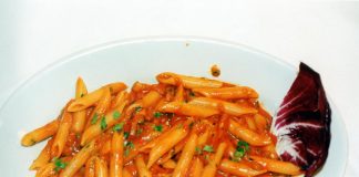 Aggiungi un posto a tavola che c’è un bambino in più, sconti al ristorante per le famiglie