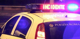 Scontro tra furgone e moto sull’Aurelia, morto 23enne