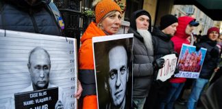 Navalny morto, poche proteste in Russia: scontri e arresti