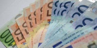 Banconote rovinate o fuori corso, il vademecum per cambi e conversione in euro