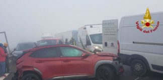 Inferno in A22, maxitamponamento con 25 feriti e 100 auto coinvolte
