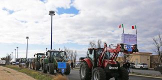 Trattori, assessore lombardo Guidesi: “Agricoltori hanno ragione, decisioni sbagliate da Ue”