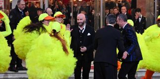 John Travolta e scarpe a Sanremo, esposto Codacons per truffa aggravata