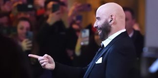 John Travolta e ‘caso scarpe’ a Sanremo, Rai pronta a azione legale