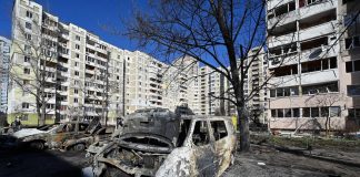 Ucraina, raid su diverse città. Missile Russia verso Polonia