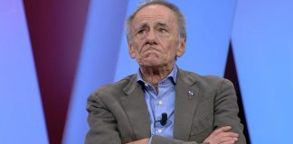 Manganellate agli studenti, Vecchioni in lacrime: “Non può succedere”